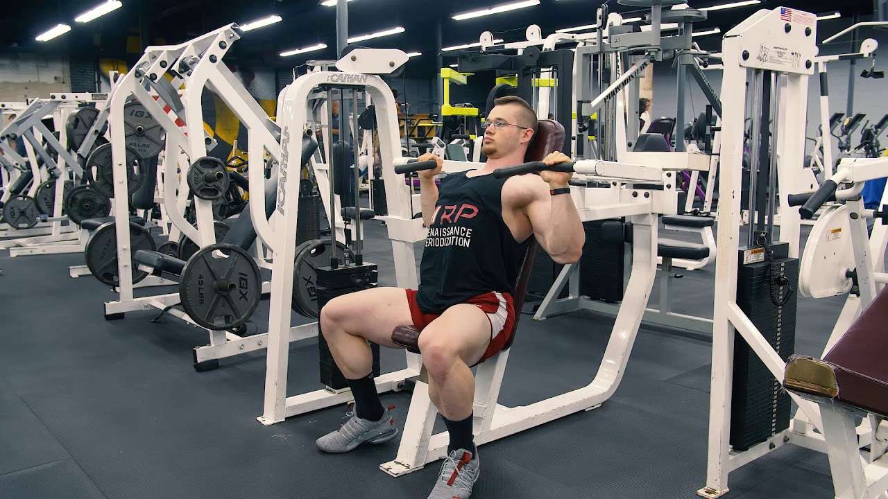 Meningkatkan Kekuatan Bahu dengan Mesin Shoulder Press